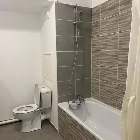 T2 Au Coeur De Nombreuses Commodites Apartman Sevran